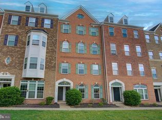 13764 Earhart Cir, Herndon, VA 20171