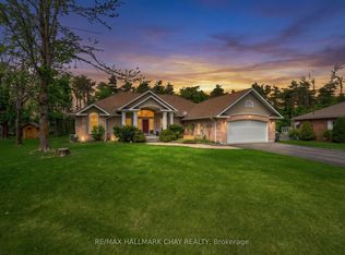 16 Chestnut Ln, Oro Medonte, ON L0L2L0