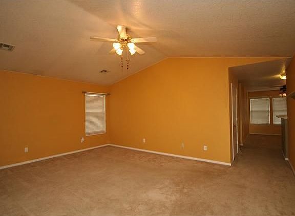 2nd image of 900 Edinburg Dr