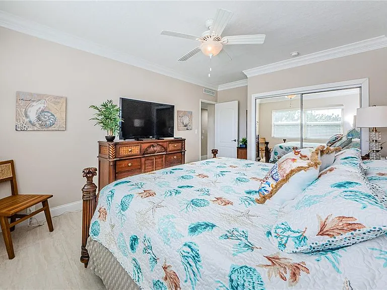 880 Mandalay Ave #S202 — Photo 13