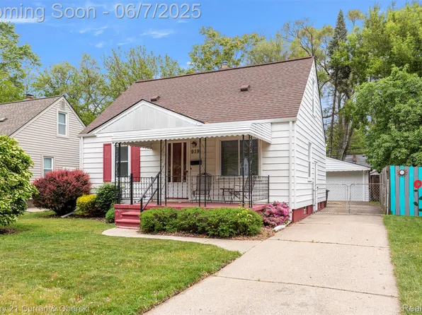 919 Whitcomb Ave, Royal Oak, MI 48073