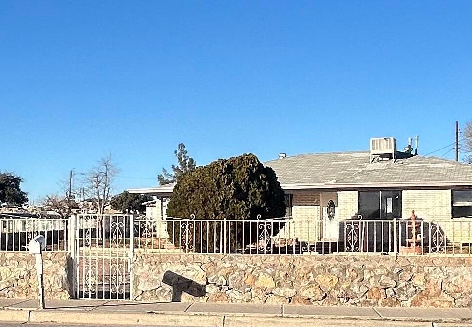 1st image of 1130 Lafayette Dr