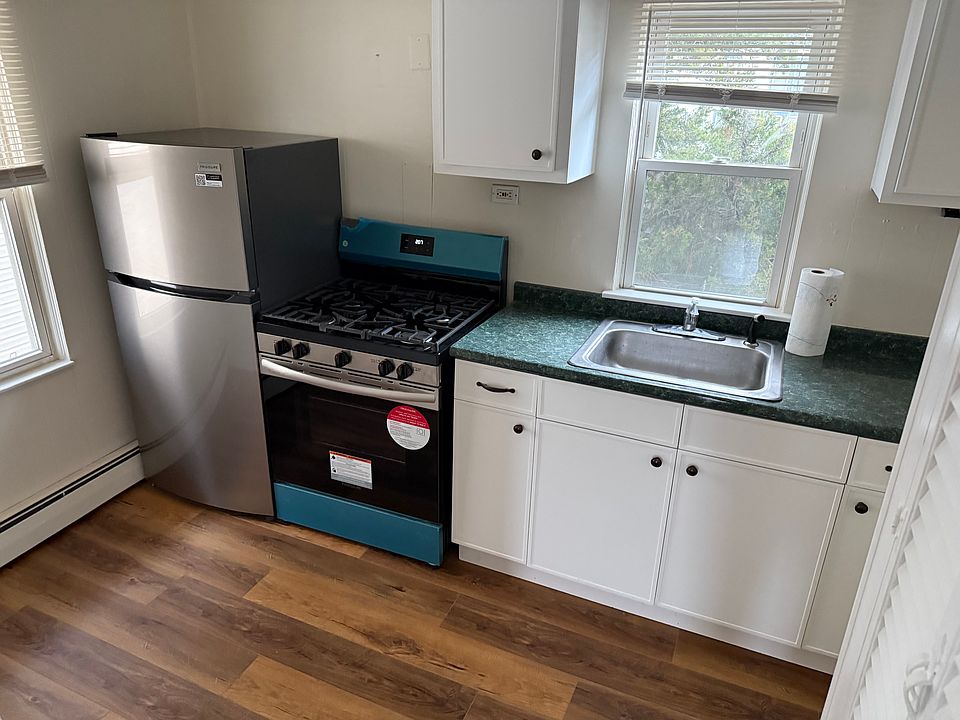 Kitchen "New Refrigerator & Gas Stove".