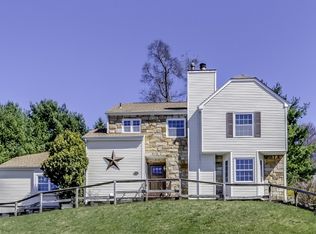 91 Knob Hill Rd, Hackettstown, NJ 07840