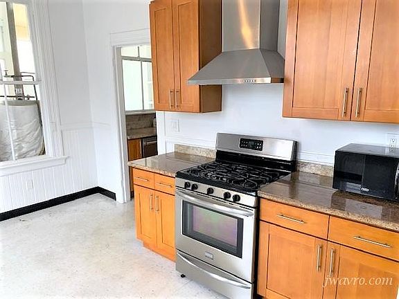 2nd image of 392 4th Ave