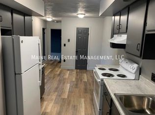 24 Wenbelle Dr APT 404, Bucksport, ME 04416