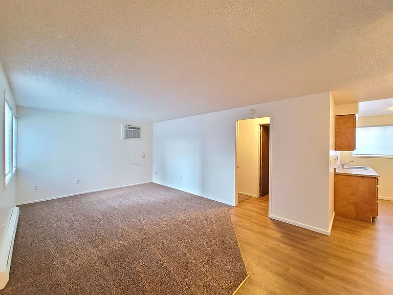 Horizon Apartments — Photo 10