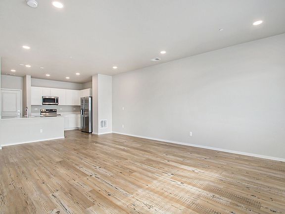 2nd image of 6723 W 4th Street Rd Unit 2