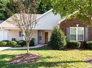 173 Oak Village Pkwy, Mooresville, NC 28117