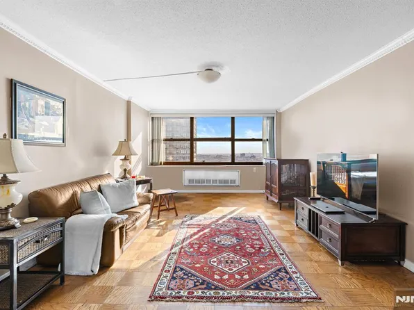 7004 John F Kennedy Blvd E #B70-40g, West New York, NJ 07093