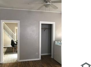 164 N Evans St Floor 2, Pottstown, PA 19464
