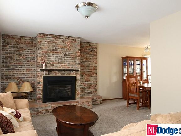 3rd image of 9805 Redman Ave