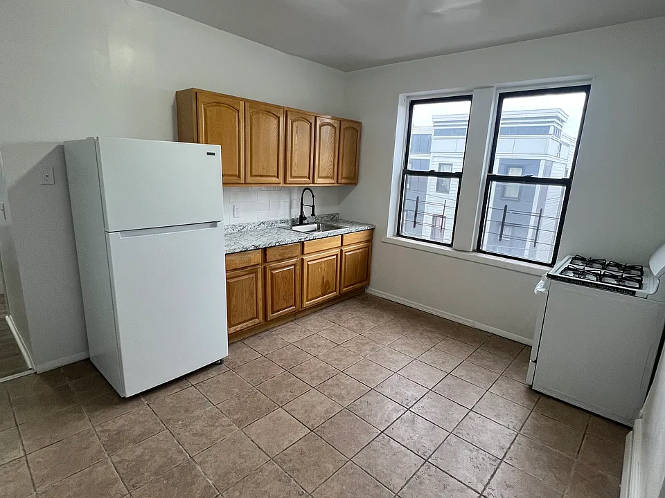 Elmwood Court