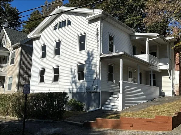 25 High Street, Winchester, CT 06098