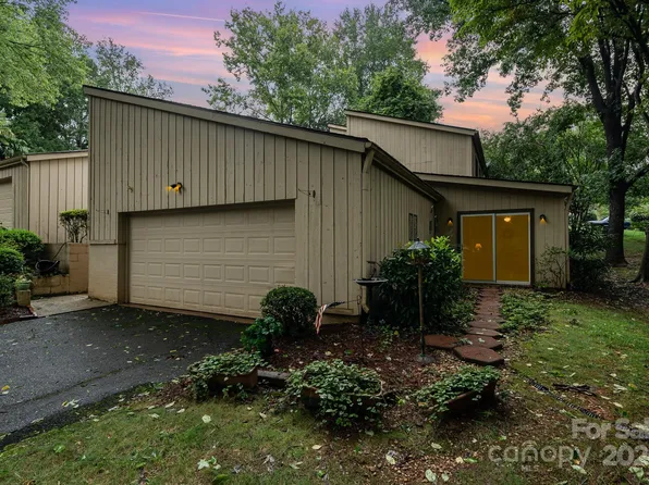4019 Ivystone Ct, Charlotte, NC 28277