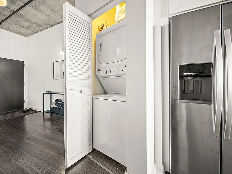 50 E 16th St #312 — Photo 10