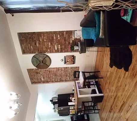 Rented by Signature Property Realty | media 9