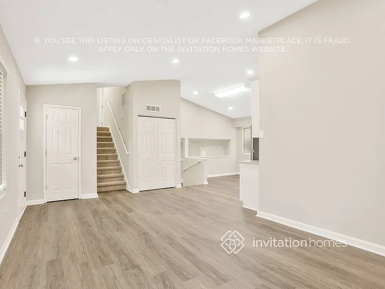 5419 Martins Crossing Rd — Photo 5