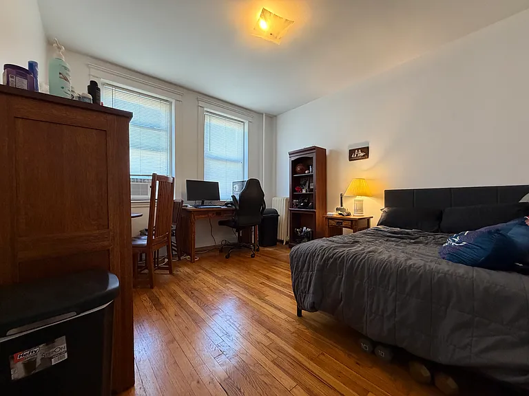 69 Quint Ave #6 — Photo 1