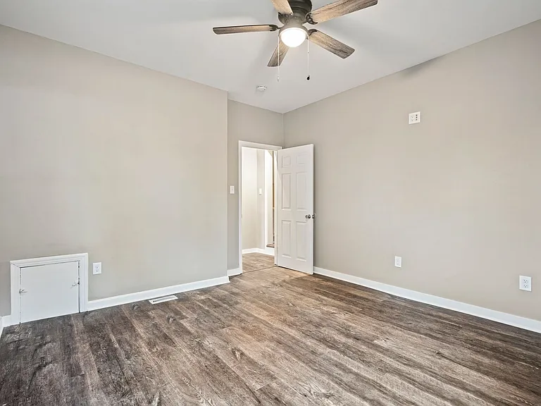 2215 Lehigh St — Photo 13