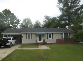 622 Lawson Dr, Perry, GA 31069