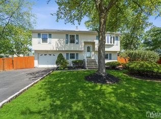 7 Gibson St, Piscataway, NJ