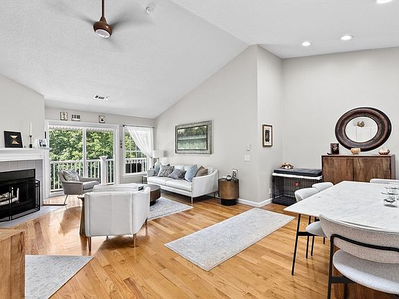 5th image of 86 Bradford Commons Ln #86