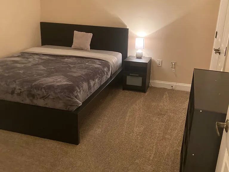 215 W College Ave #706B — Photo 8