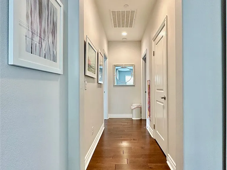 108 Cordial — Photo 23