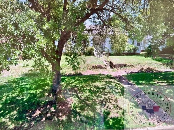 810 W Wood St, Texarkana, TX 75501
