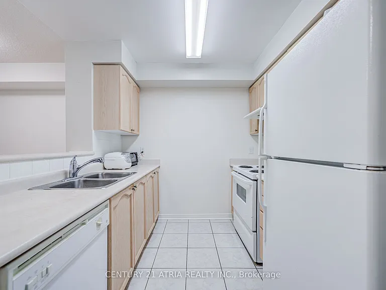 22 Olive Ave #607 — Photo 15