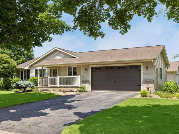 843 Leroy Ln, River Falls, WI 54022