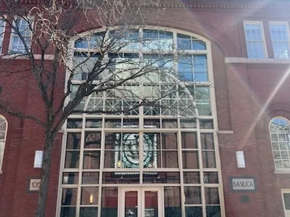 106 13th St APT 212, Charlestown, MA 02129