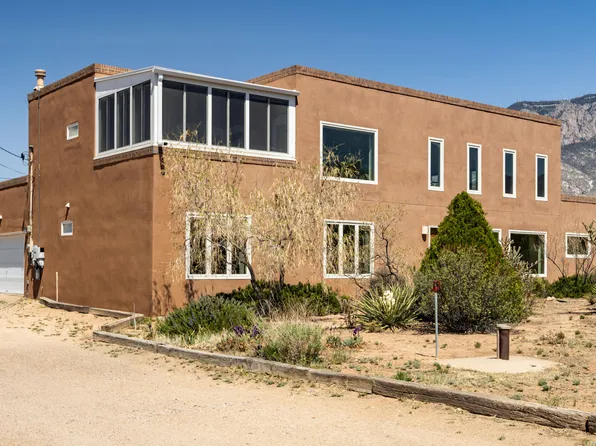11207 Carmel Ave NE, Albuquerque, NM 87122