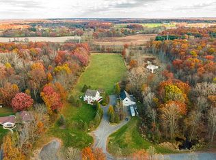 802 Hidden Creek Ct, Dexter, MI 48130