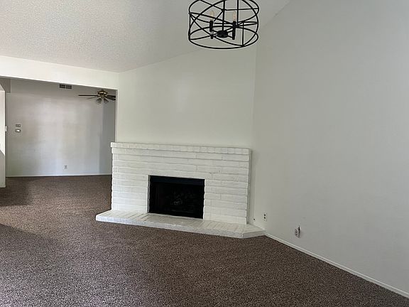 2nd image of 4919 Travertine Cir