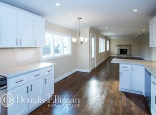 296 Moriches Rd, Saint James, NY 11780