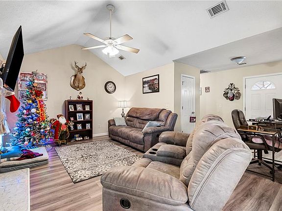 2nd image of 98 Lee Road 2091