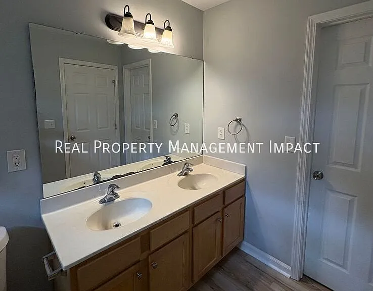 1725 Tw Alexander Dr #602 — Photo 32