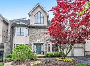 286 Hampshire Rdg, Park Ridge, NJ 07656