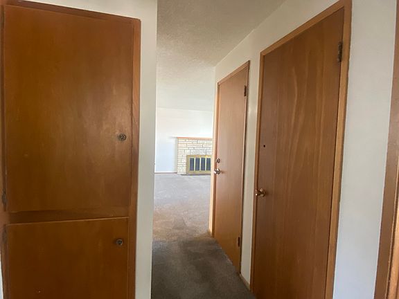 4th image of 318 Clay St