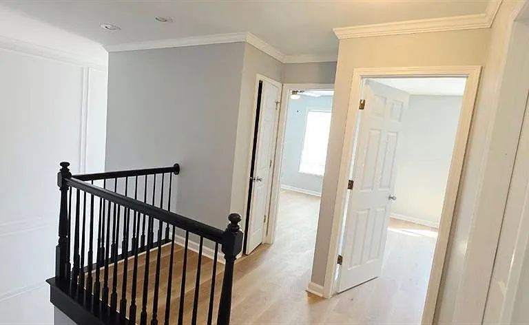 3595 Deep Cove Dr — Photo 13