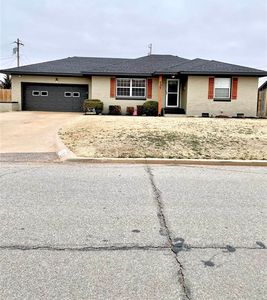 137 Lakeside Dr, Altus, OK, 73521