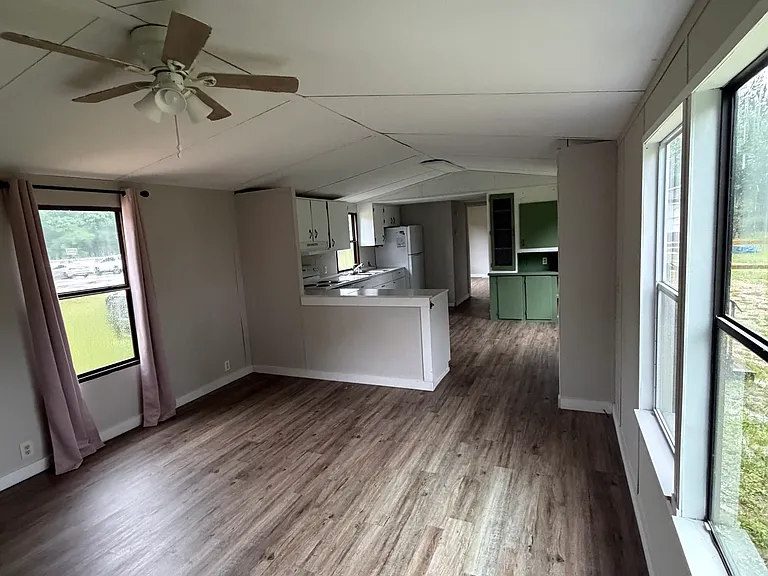 2169 Lee Road 27 #1 — Photo 4