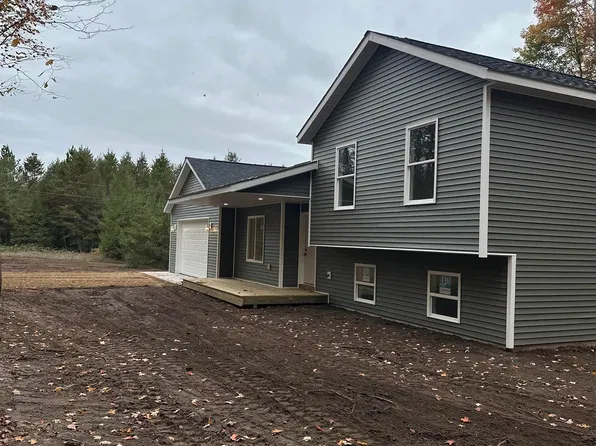 17776 Fewins Rd, Interlochen, MI 49643