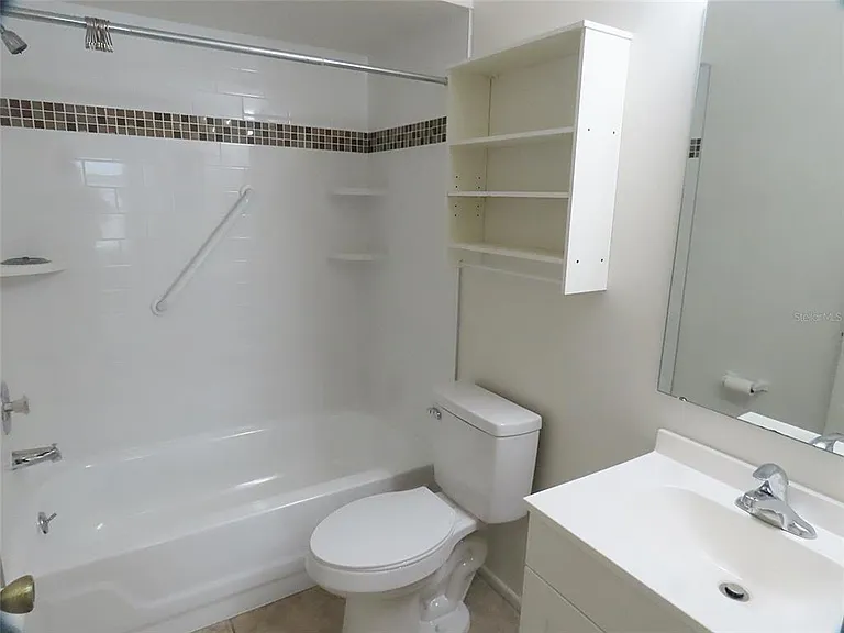 104 Northlake Dr #104 — Photo 14
