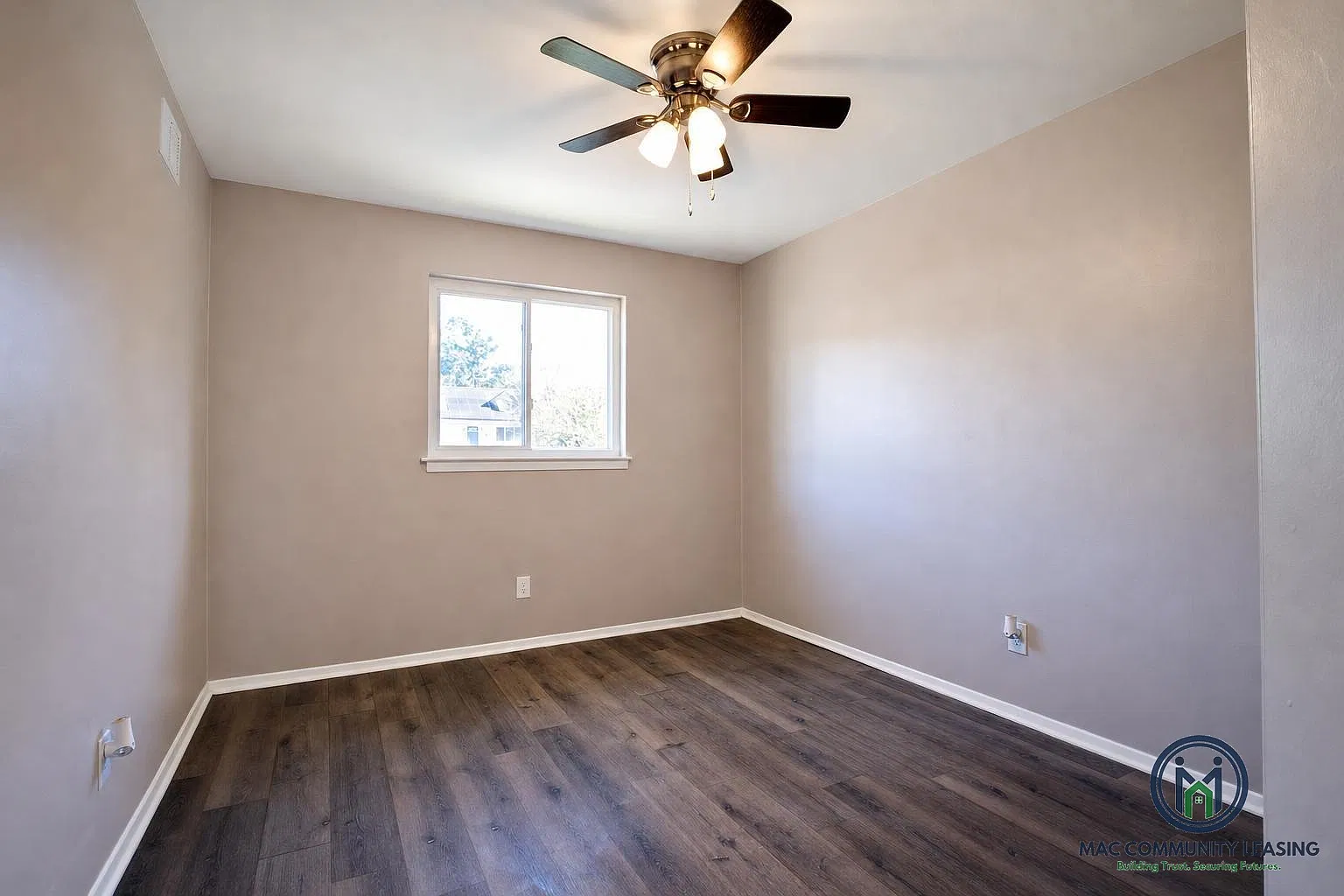 2 bed, $1,695 — Photo 4