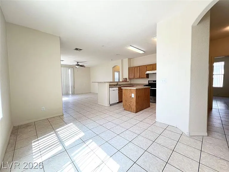 4929 Droubay Dr — Photo 8