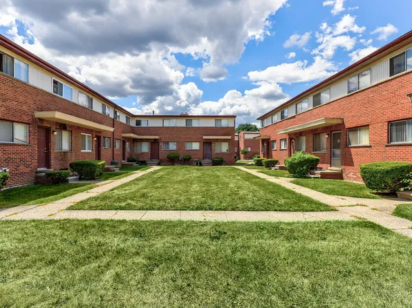 MacArthur Manor Apartments, 21492 Mac Arthur Blvd #6c1ead89e, Warren, MI 48089