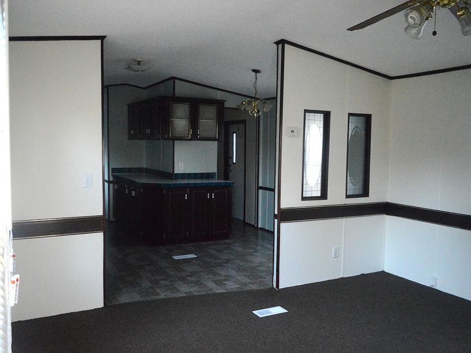 1st image of 102 Eaglewood Dr